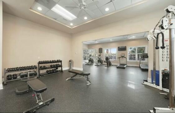 2421 W County Highway 30A, UNIT G303