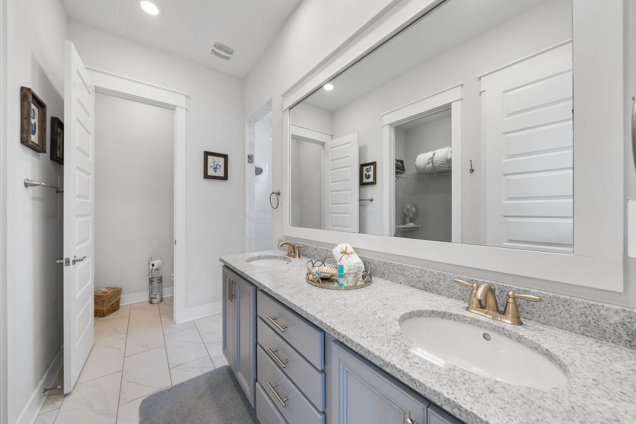 11 E Pine Lands Loop, UNIT C