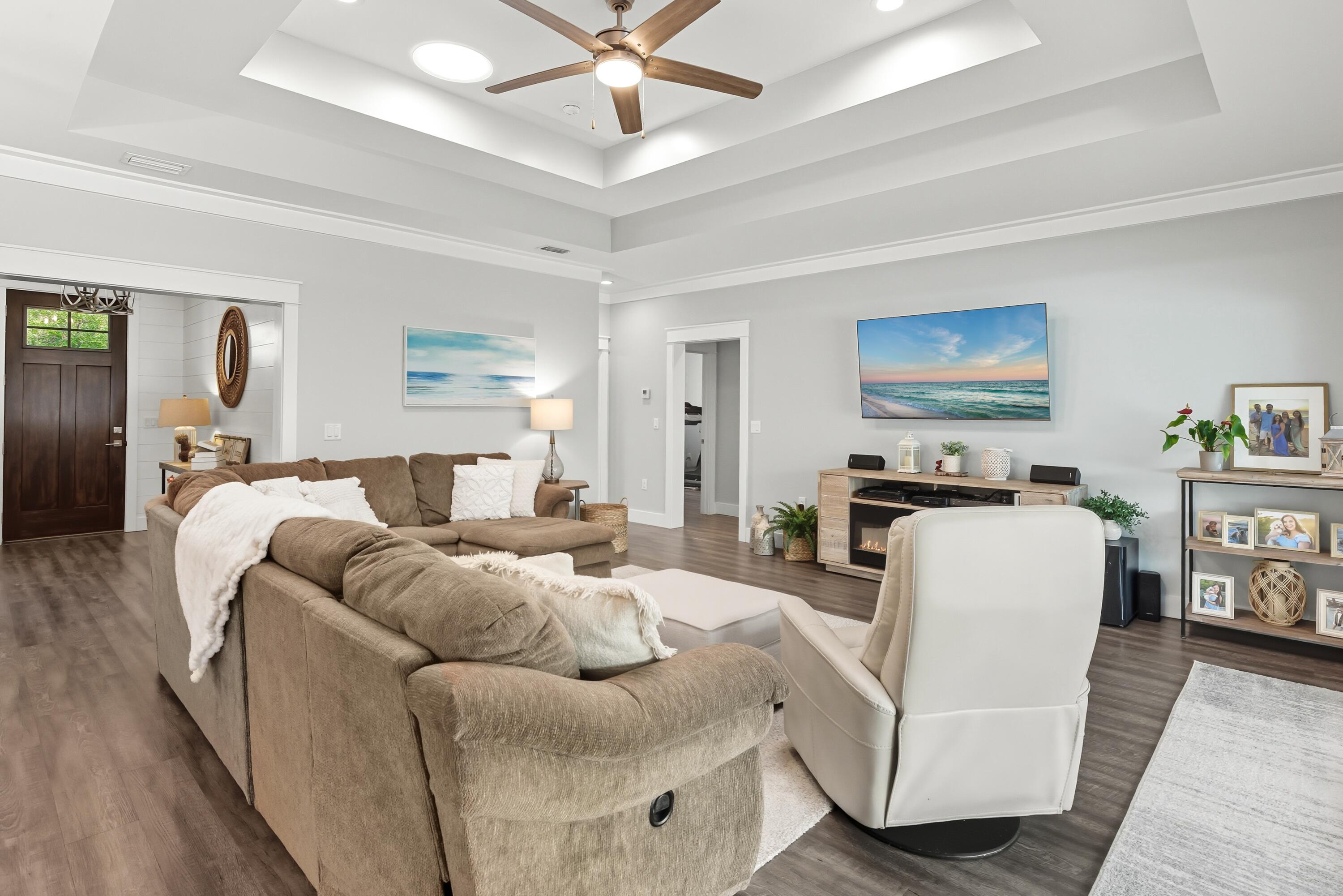 160 Pelican Bay Drive