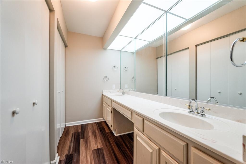 10 Bernard DR