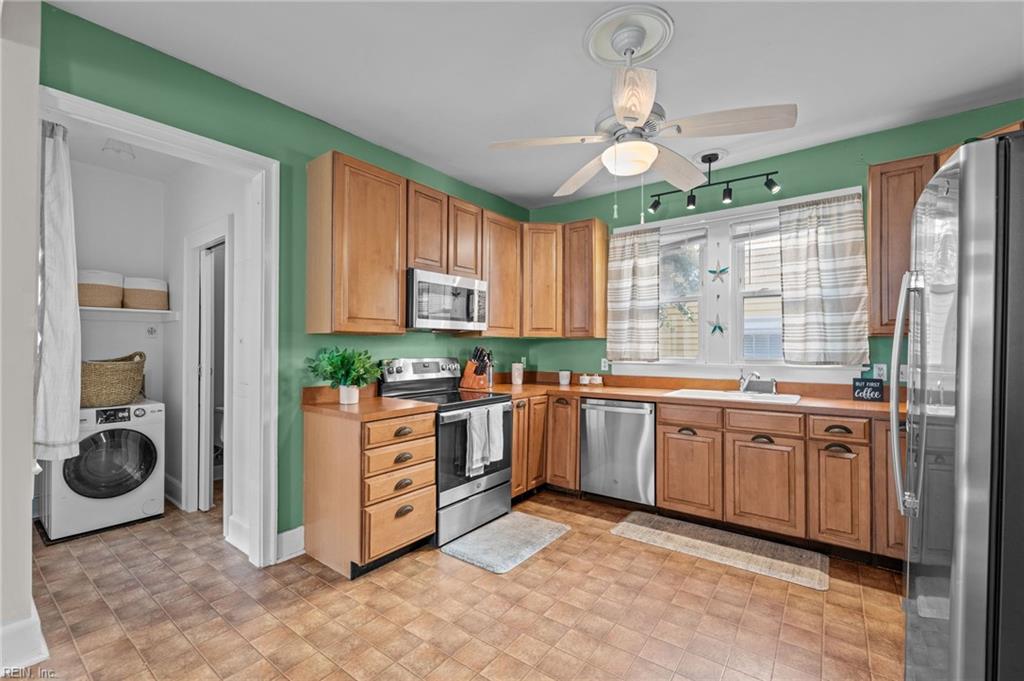 213 Monroe AVE
