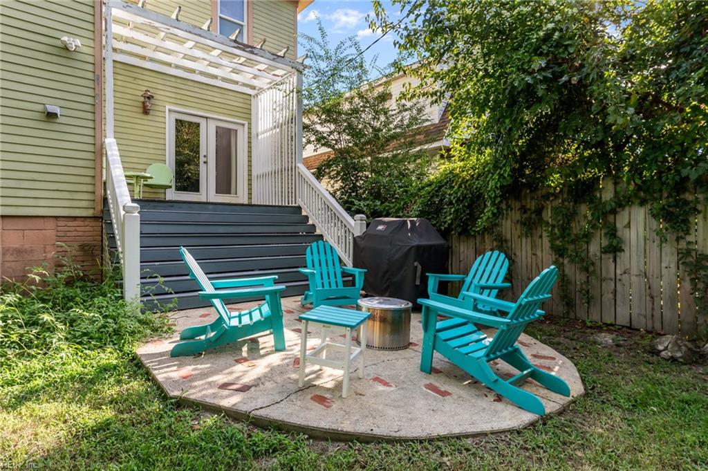 213 Monroe AVE