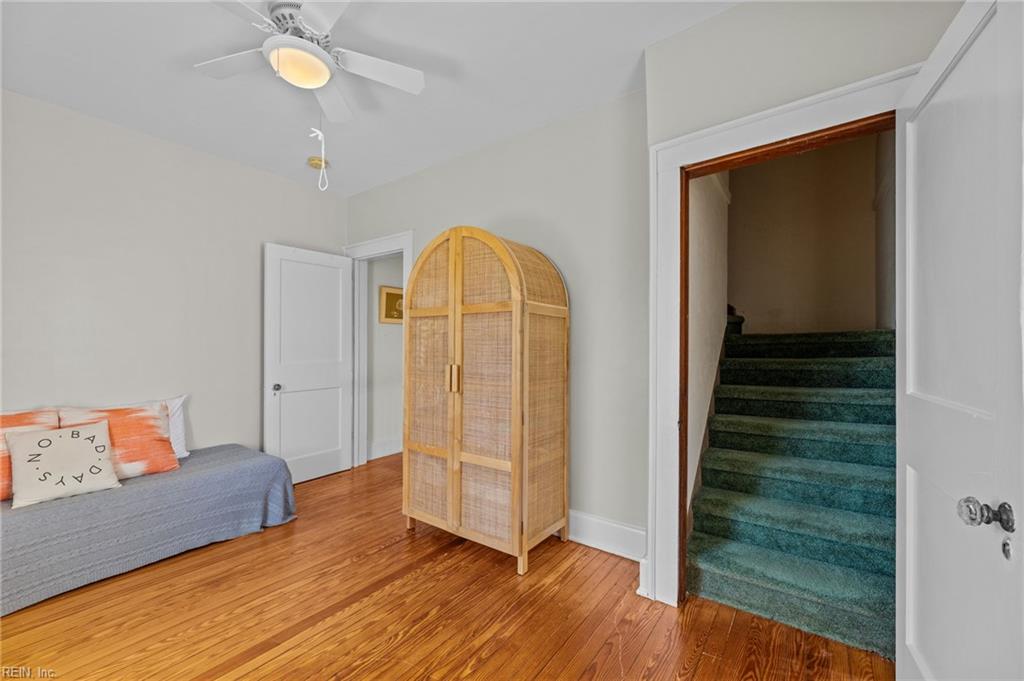 213 Monroe AVE