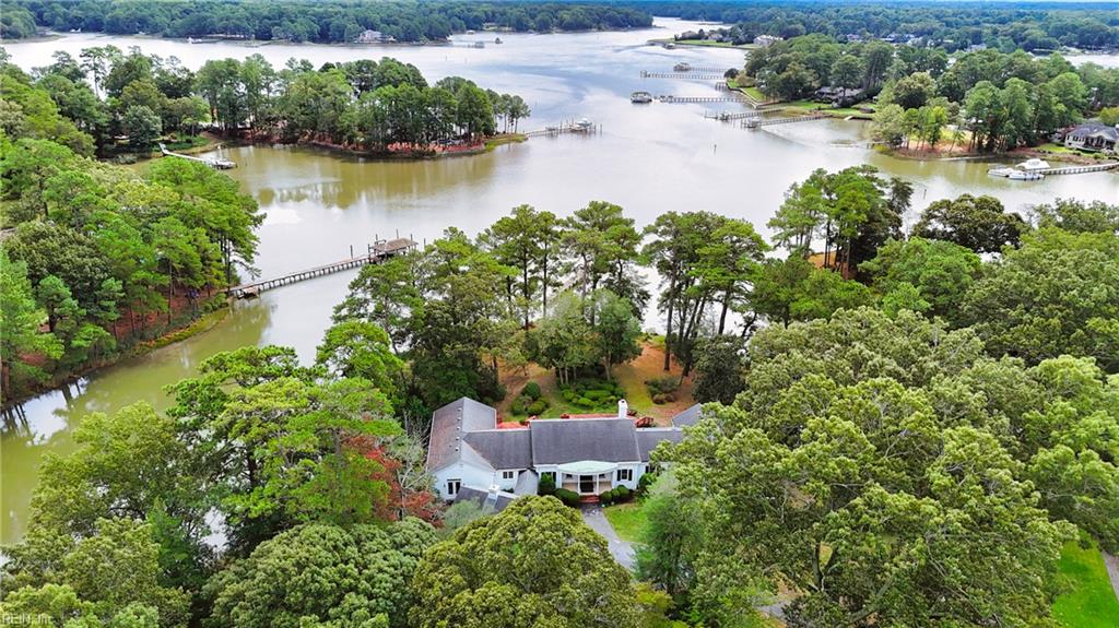 1604 Barnards Cove RD