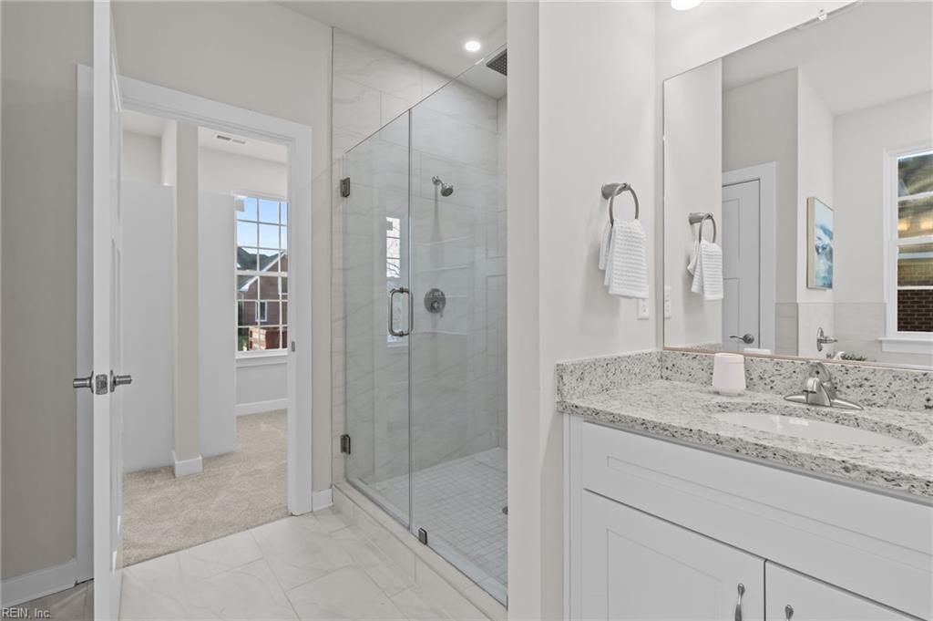 1920 Lancing Crest LN