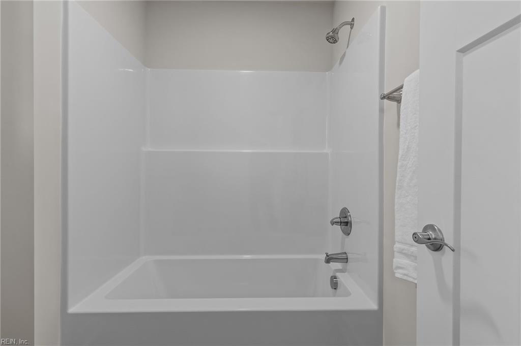 1920 Lancing Crest LN