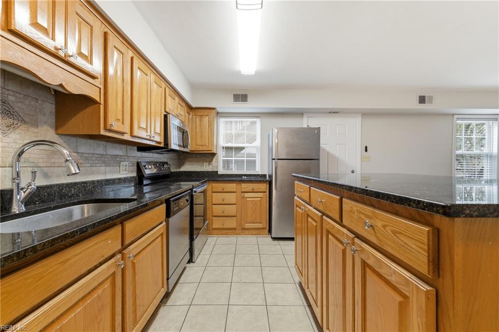 583 W Ocean View AVE A