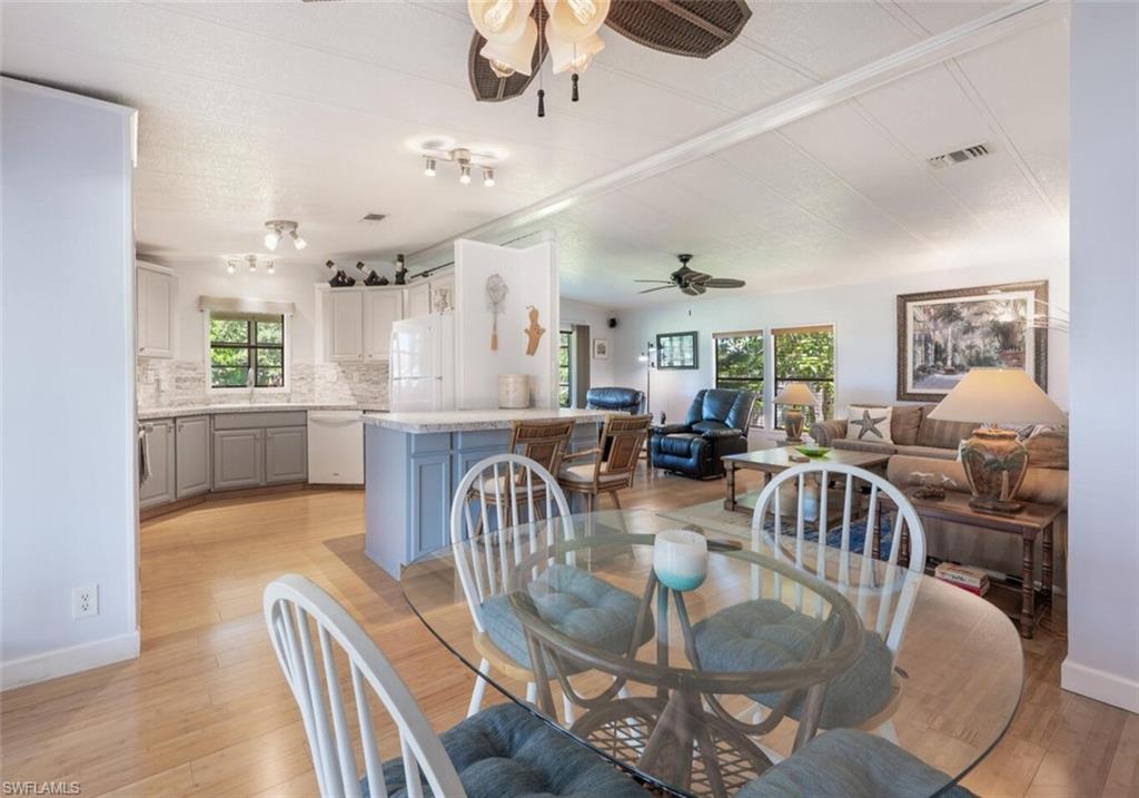 105 Calais CT
