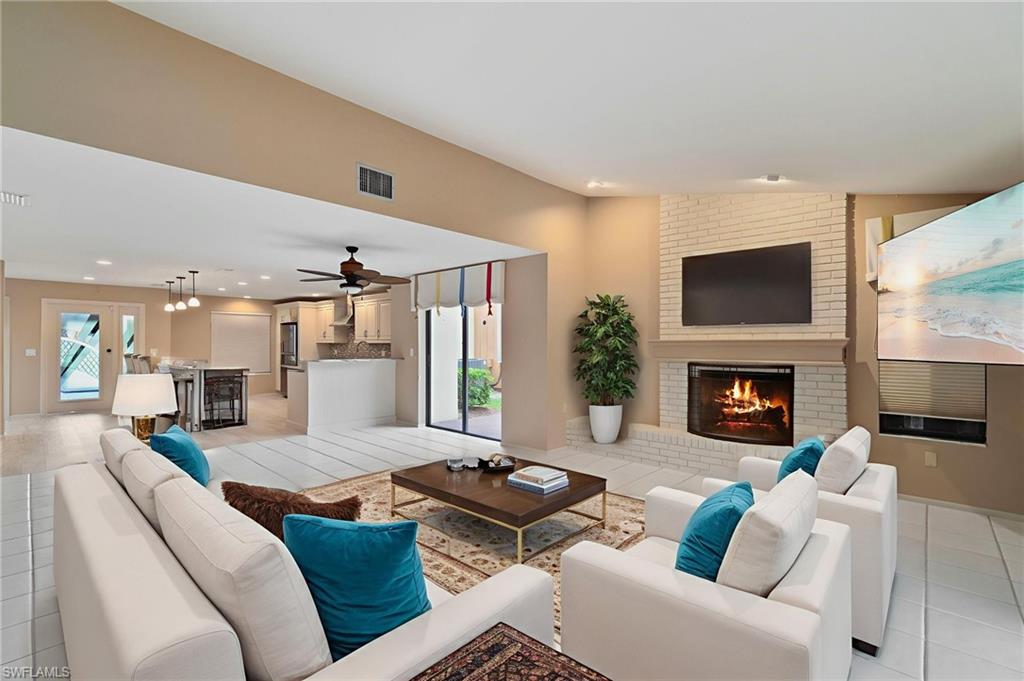 7354 Golf Villa DR
