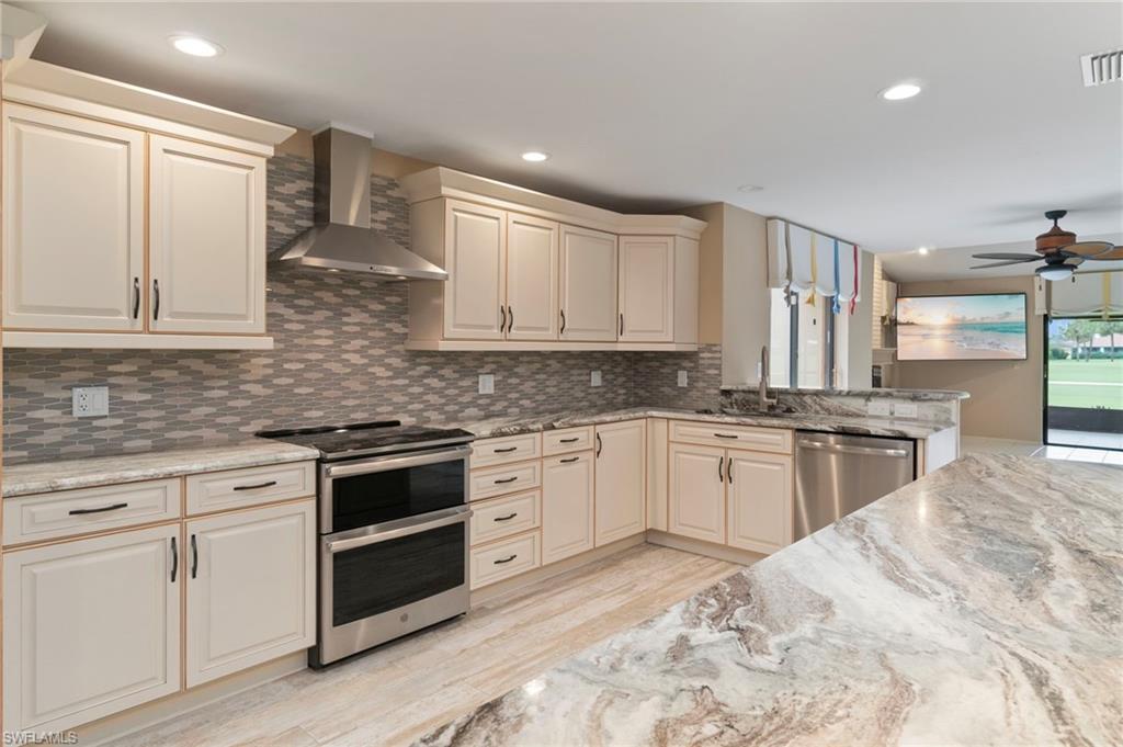 7354 Golf Villa DR