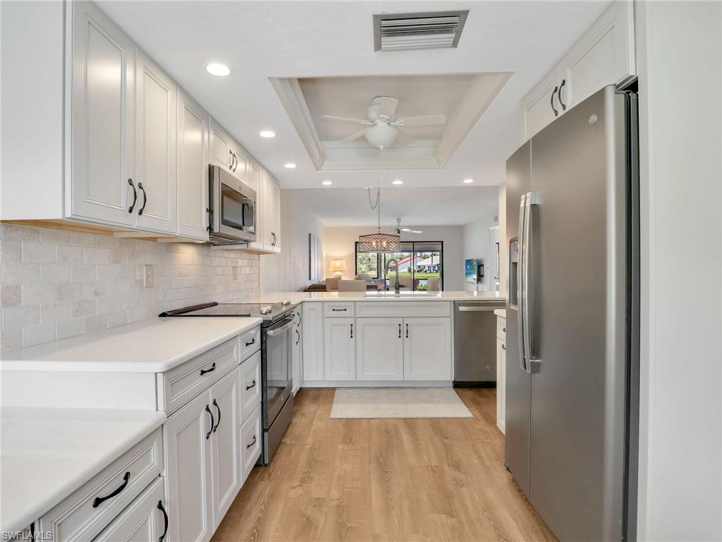 13111 Cross Creek BLVD 208