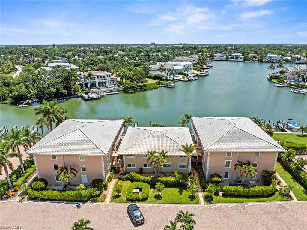 1910 Gulf Shore BLVD N 107