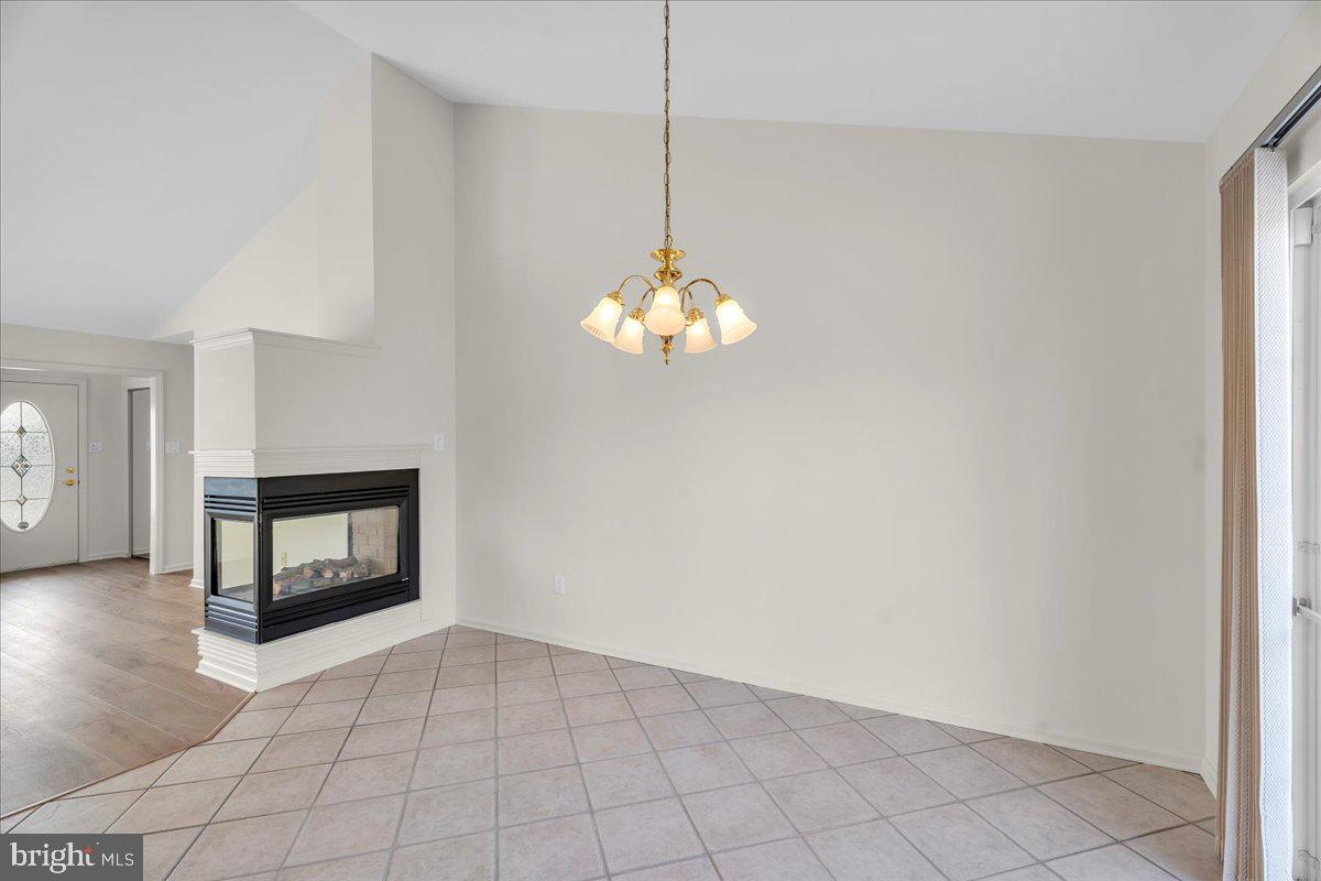 121 CANOPY LANE