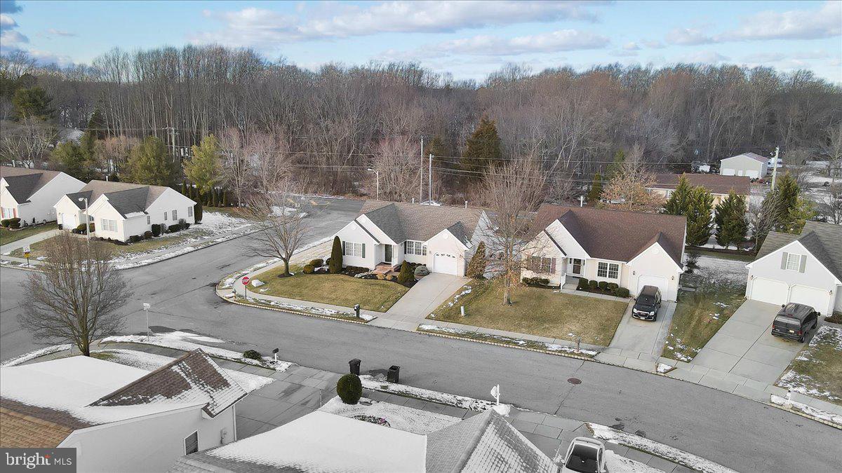 121 CANOPY LANE