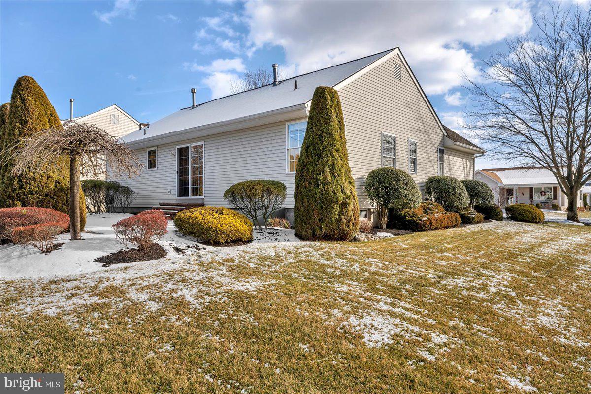 121 CANOPY LANE