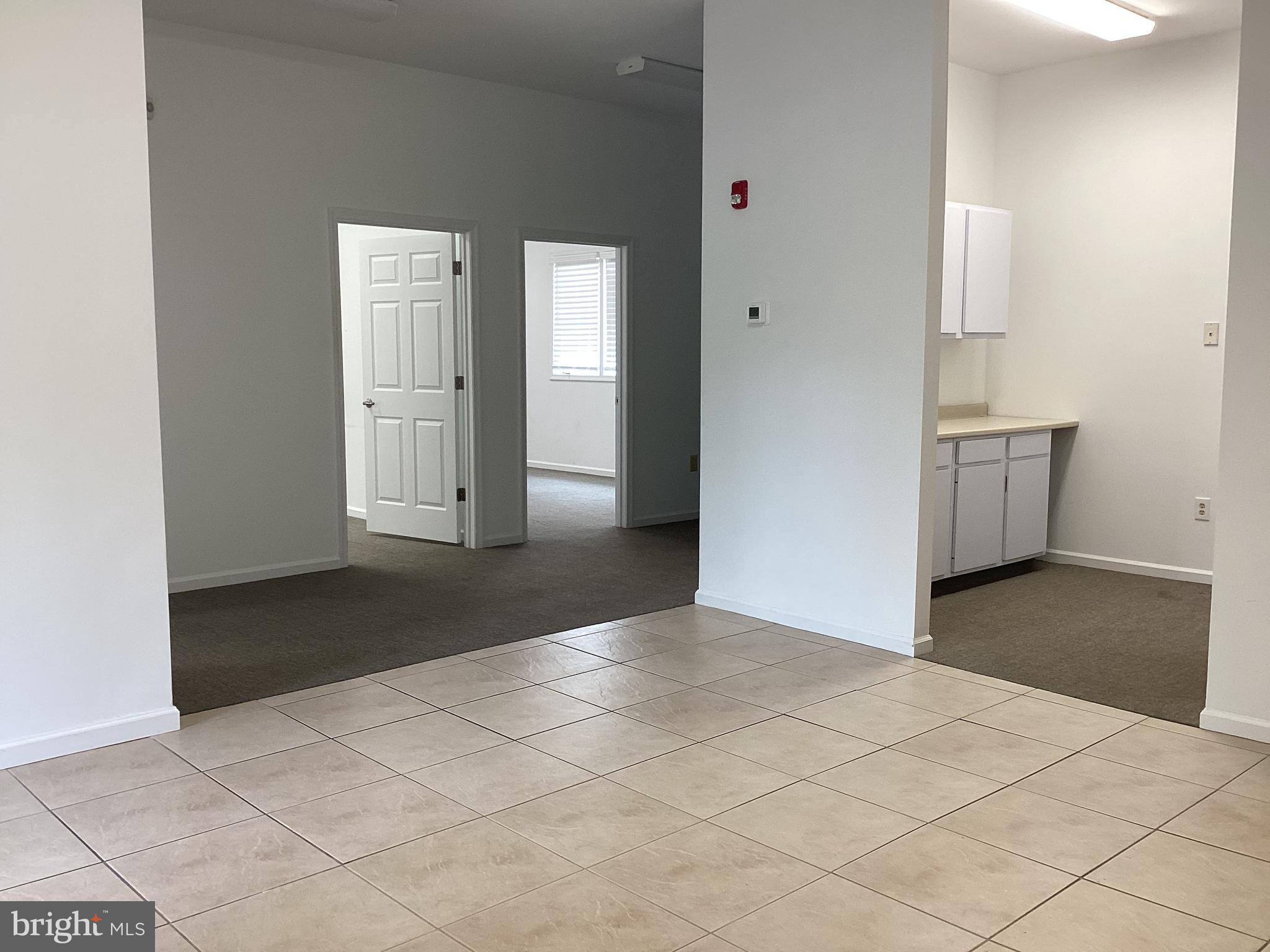550 BRIDGETON PIKE 2