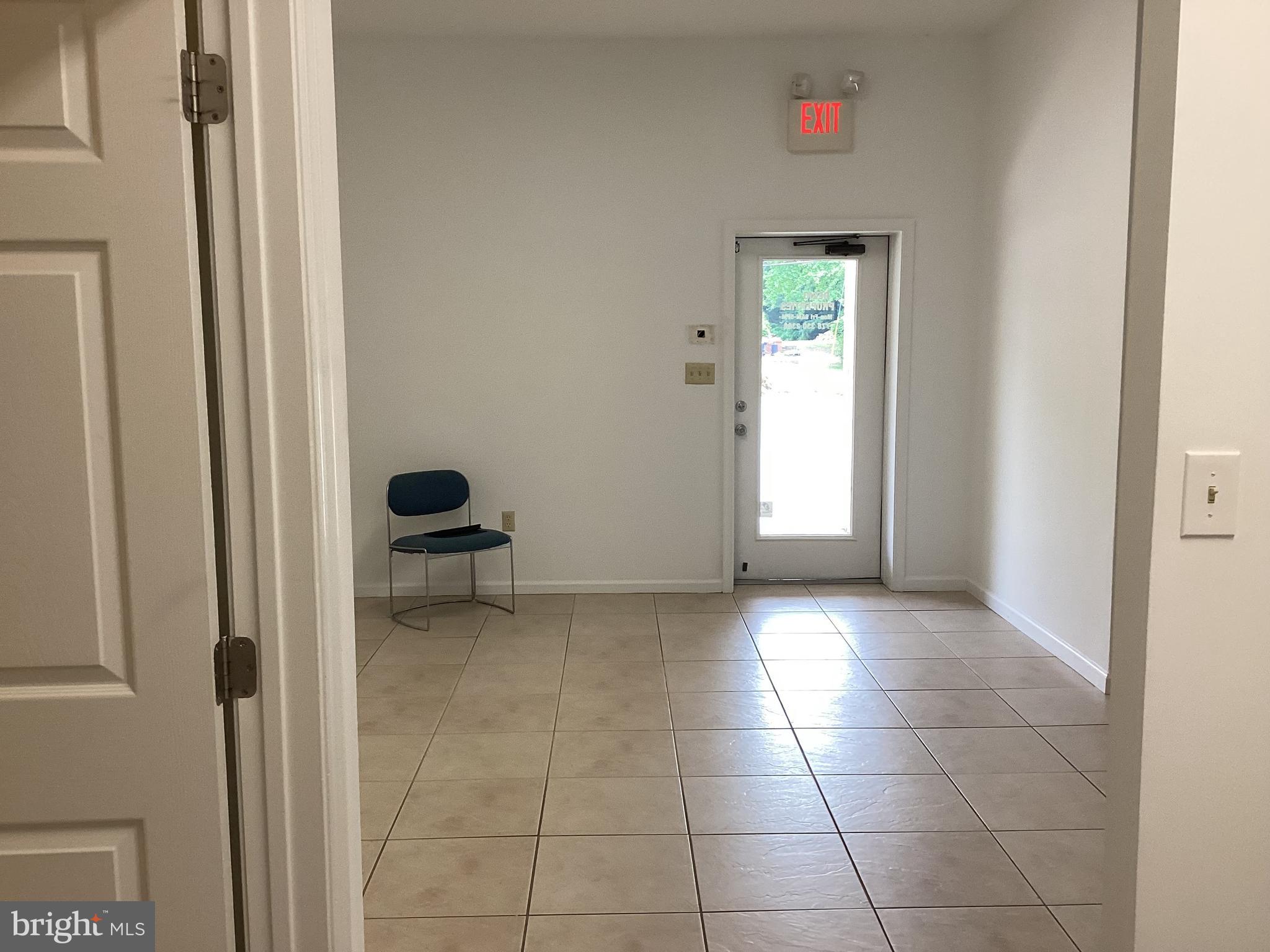 550 BRIDGETON PIKE 2
