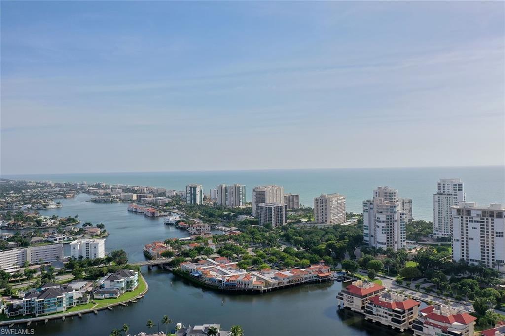4090 Gulf Shore BLVD N