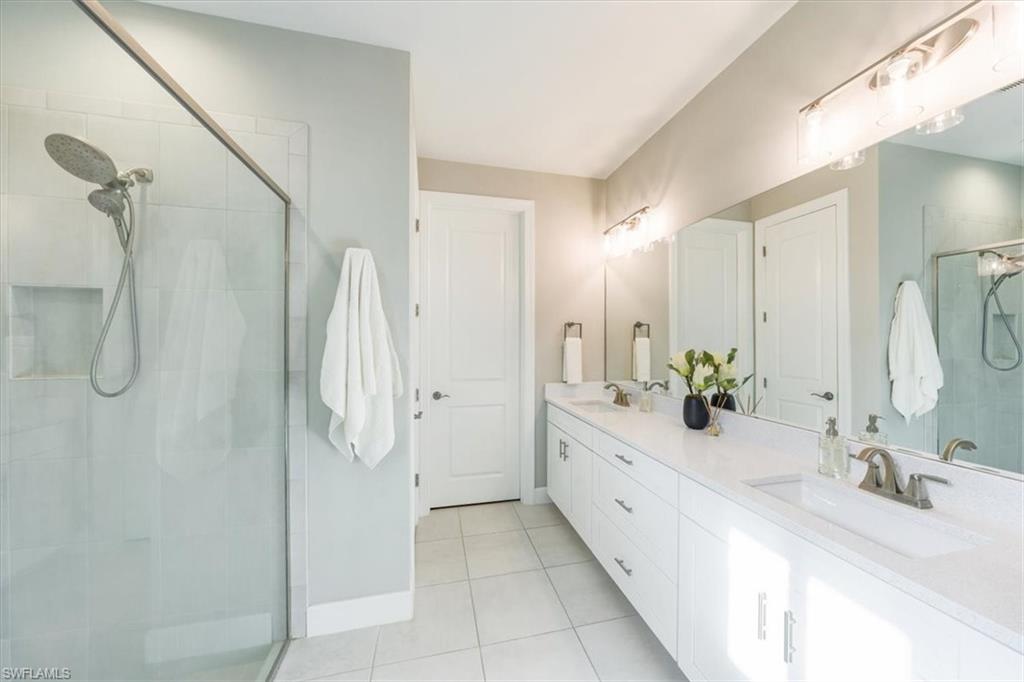 9423 Terresina DR