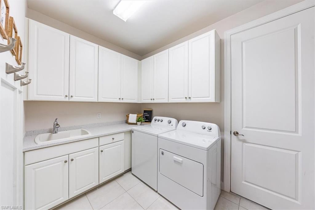 9423 Terresina DR