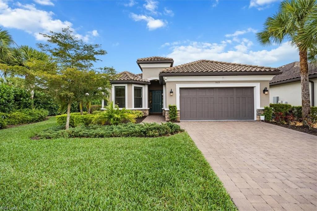 9423 Terresina DR