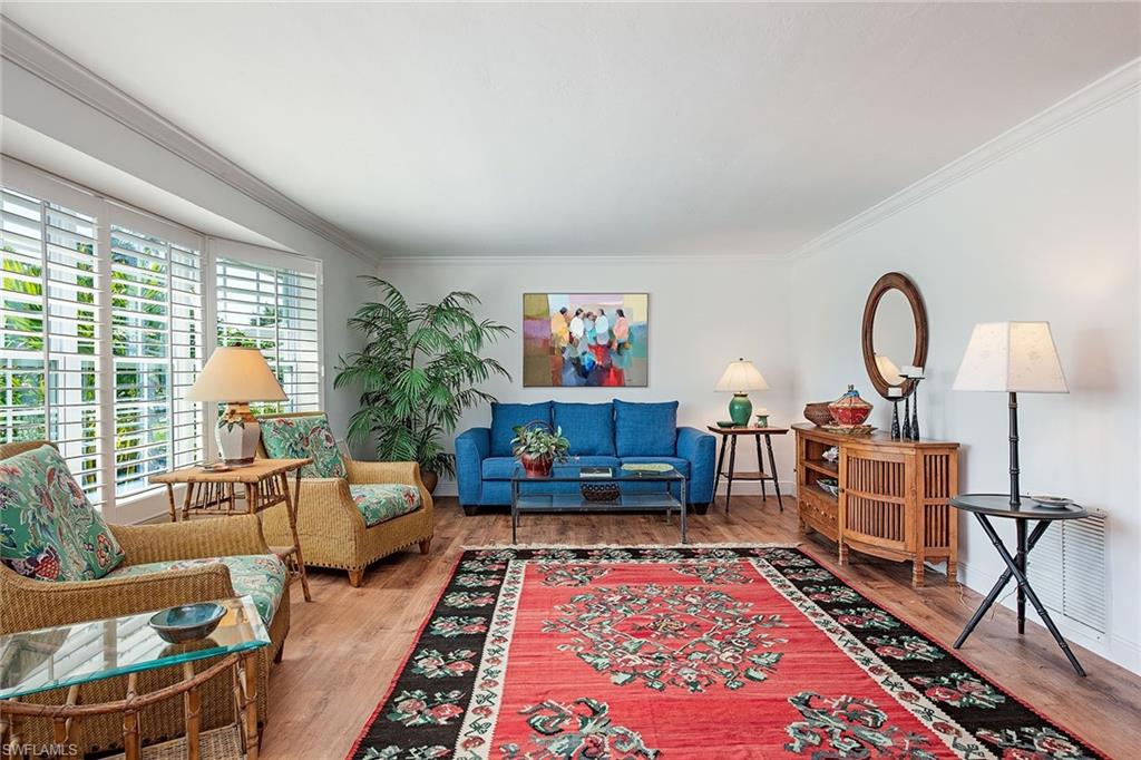 525 Port Side DR