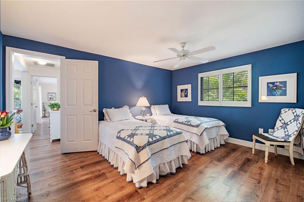 525 Port Side DR