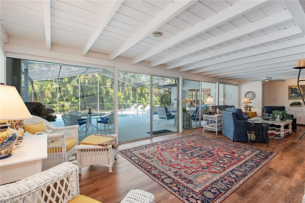 525 Port Side DR