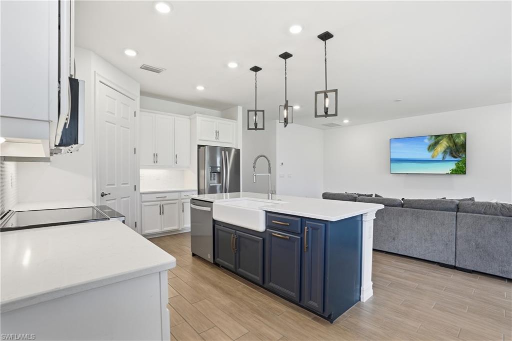 28032 Captiva Shell LOOP