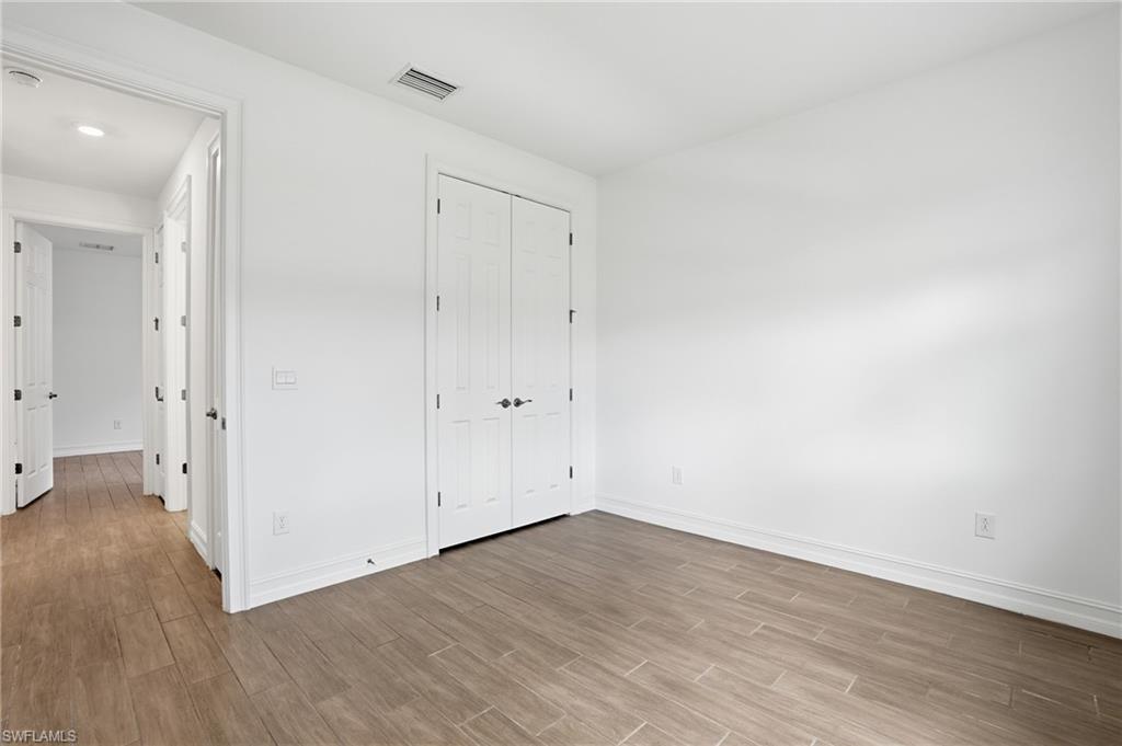 28032 Captiva Shell LOOP