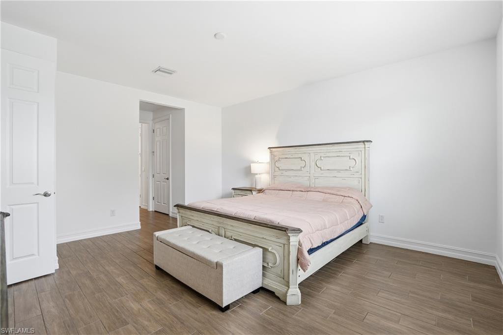 28032 Captiva Shell LOOP