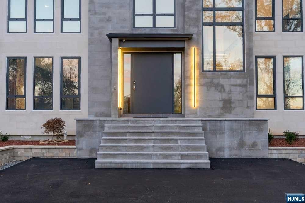 20 Pfizer Road