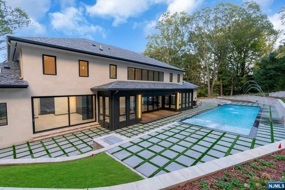 20 Pfizer Road