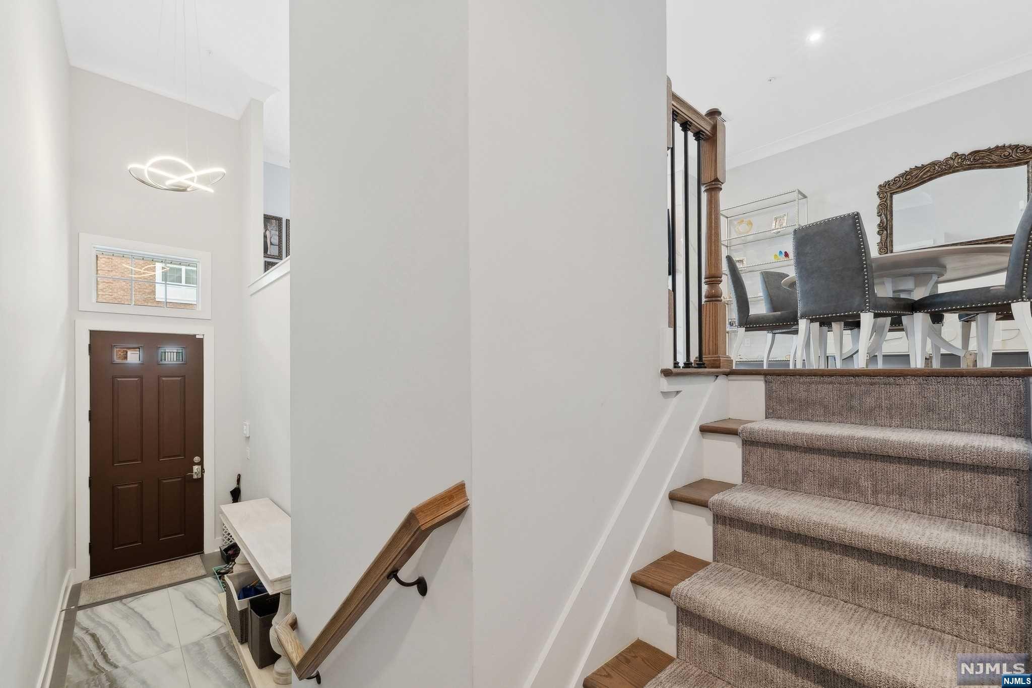 804 Opus Way