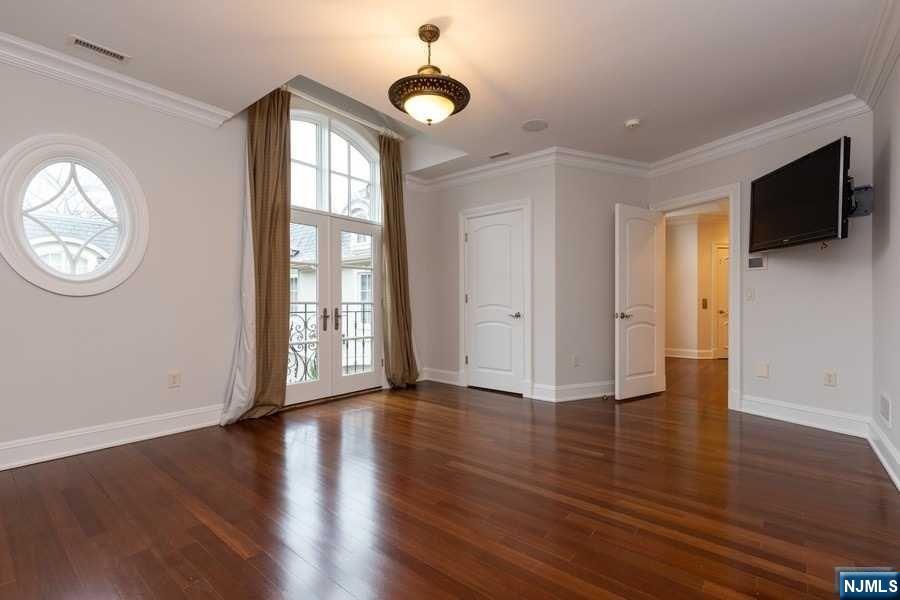 115 Bellaire Road