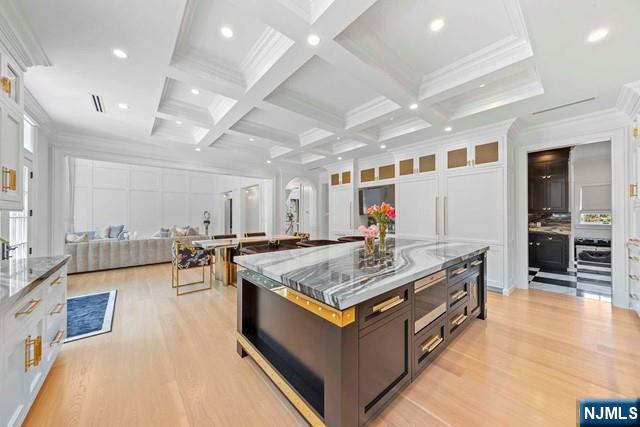23 E Denison Drive