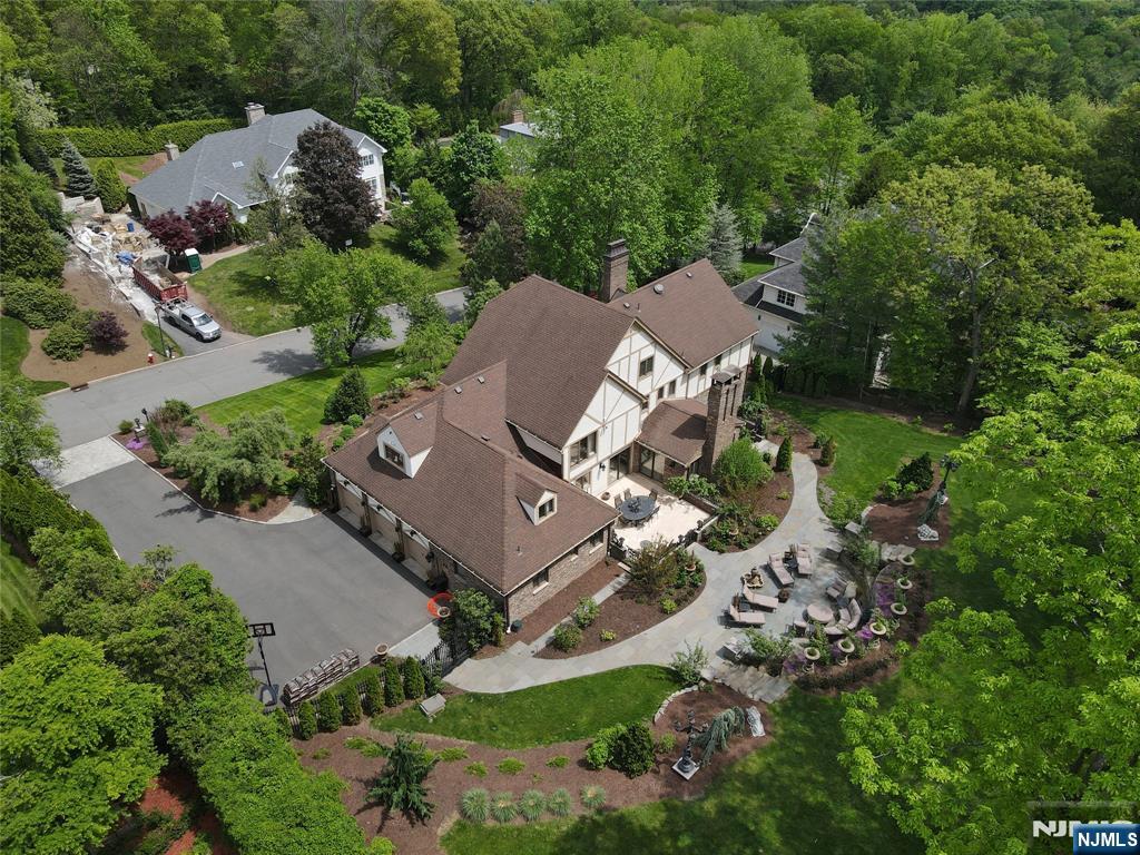39 Springhouse Road