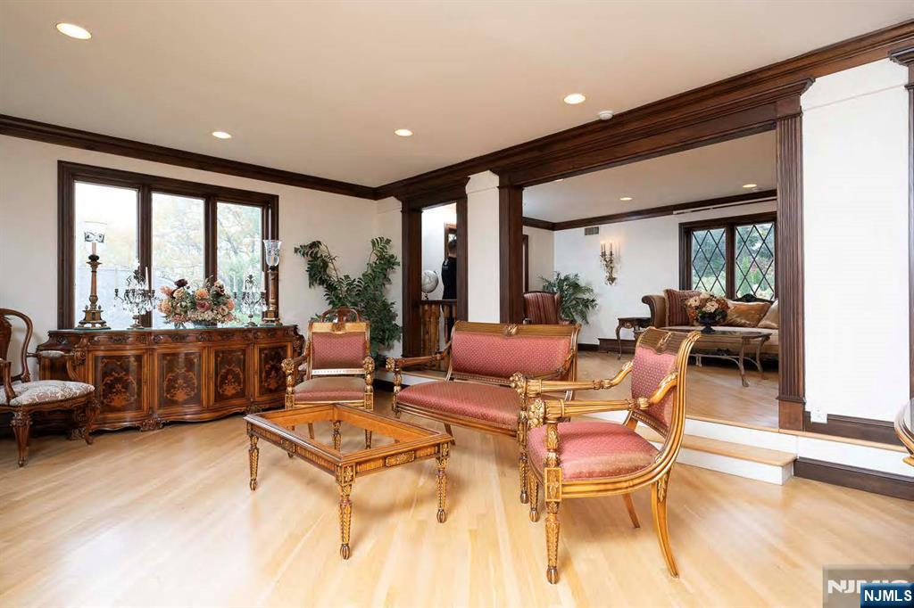 39 Springhouse Road