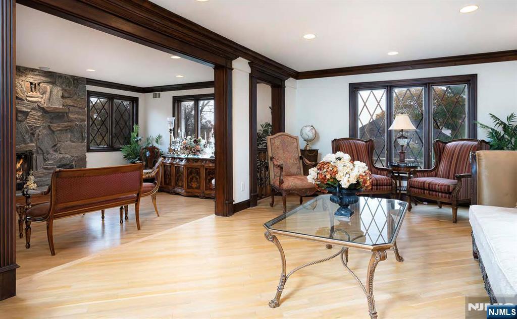 39 Springhouse Road