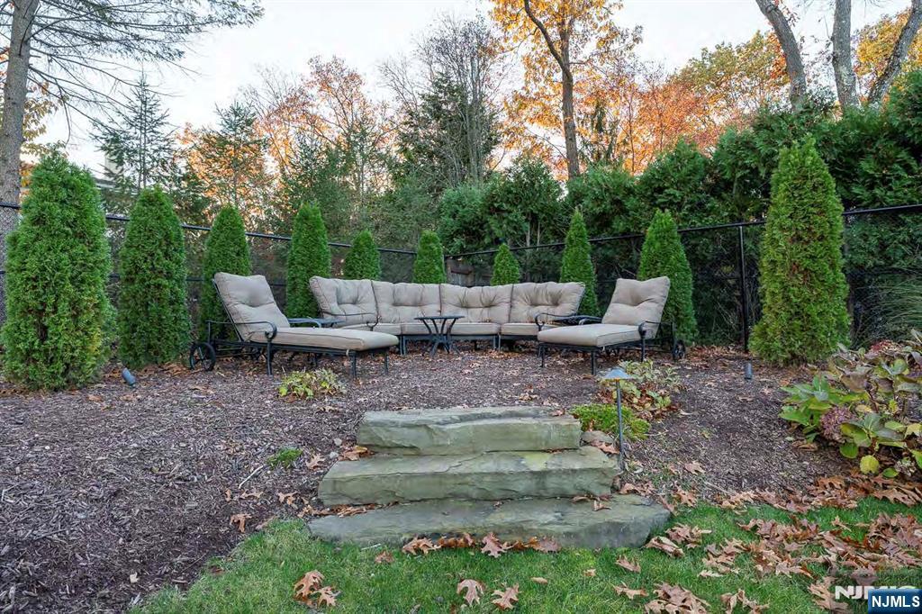 39 Springhouse Road