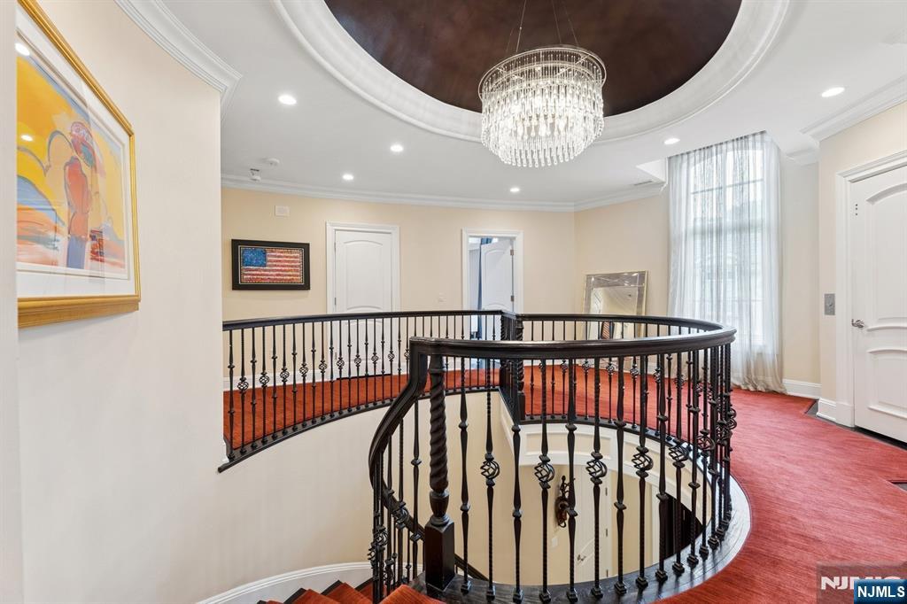 511 Bellaire Drive E1