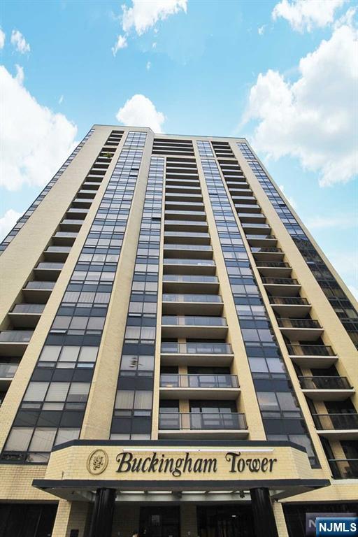 800 Palisade Avenue 1207