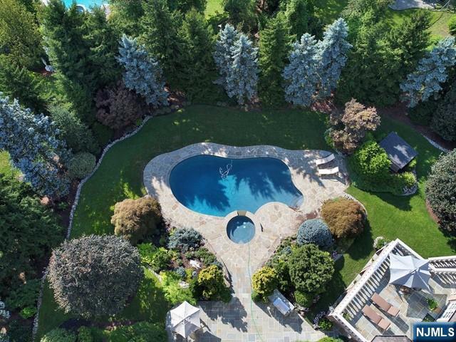 97 Hoover Drive