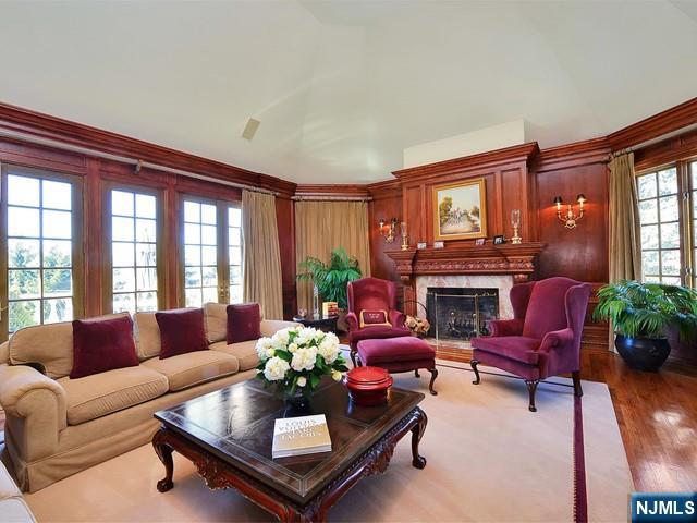 97 Hoover Drive