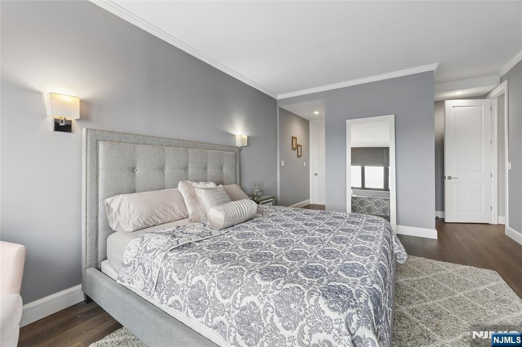 100 Carlyle Drive C09E