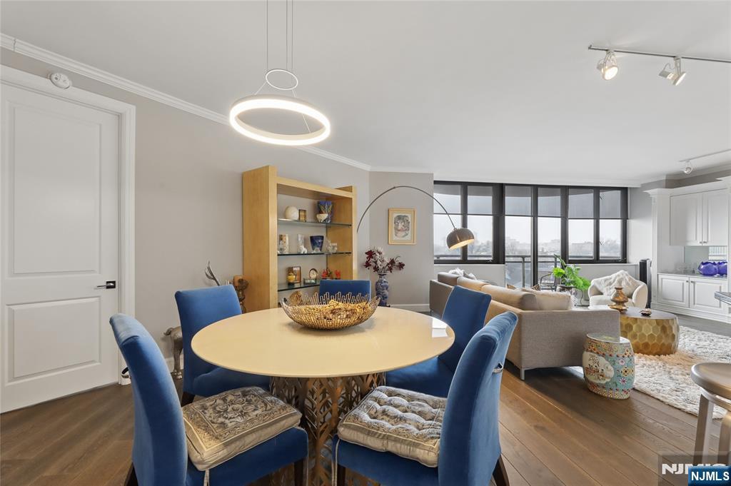 100 Carlyle Drive C09E