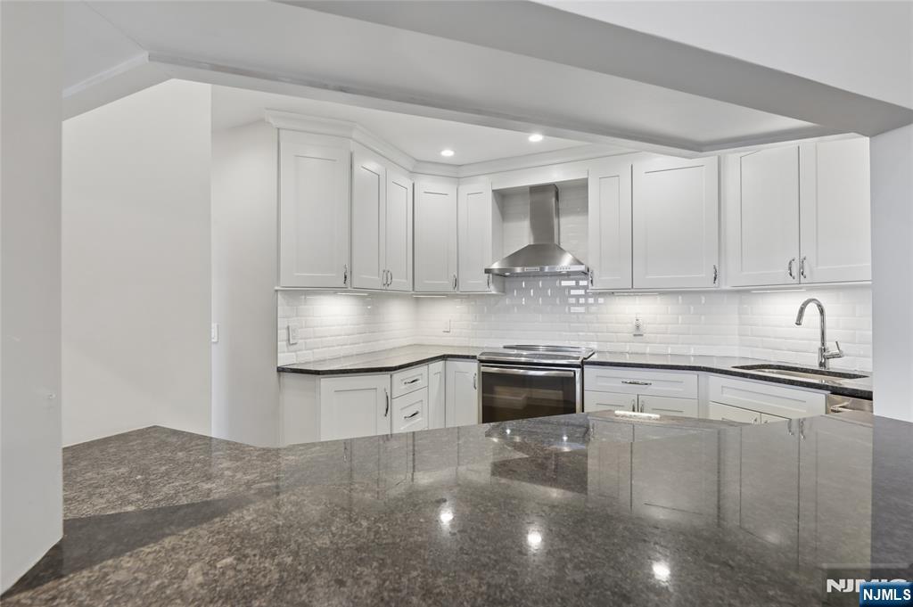 100 Carlyle Drive C09E