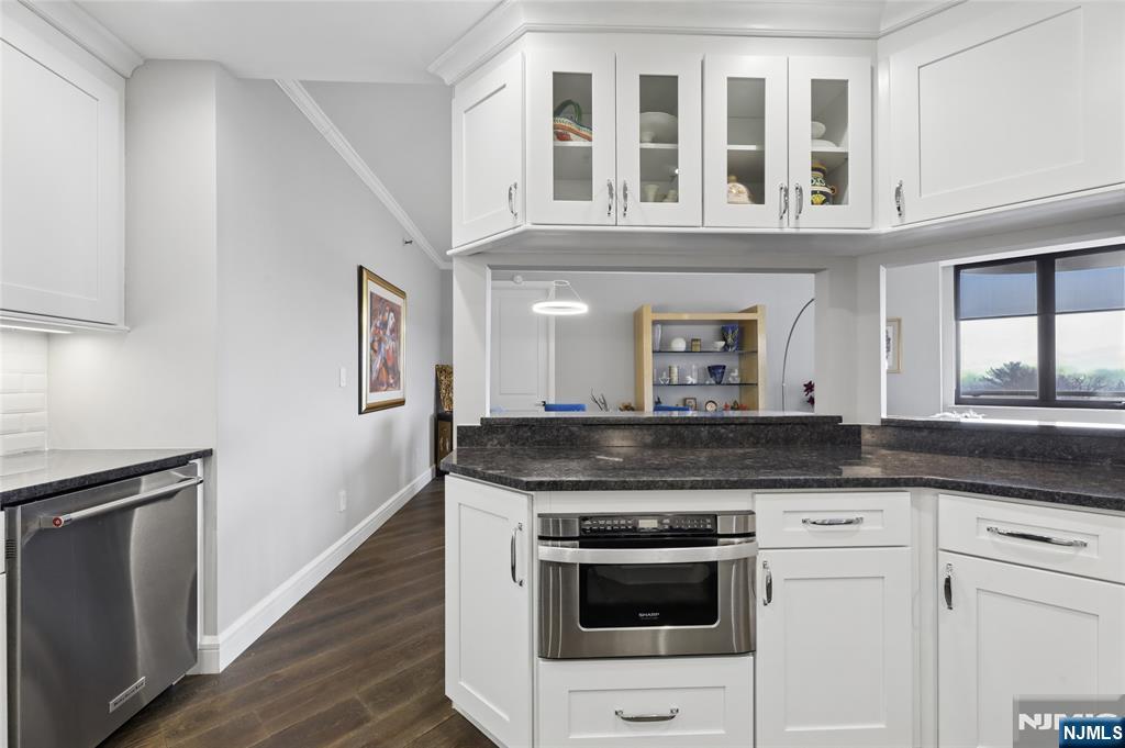 100 Carlyle Drive C09E