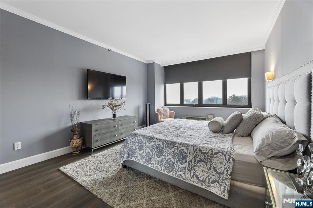 100 Carlyle Drive C09E