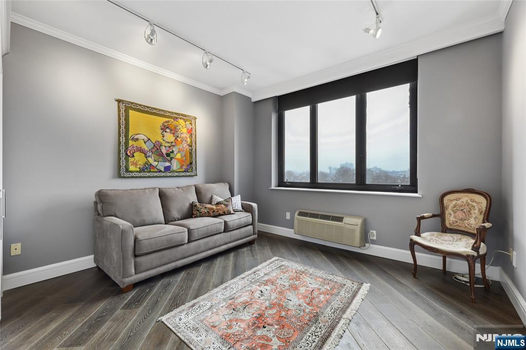 100 Carlyle Drive C09E